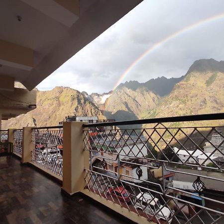 Odyssey Stays Joshimath Exterior photo